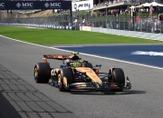 爱游戏在线-雷诺车队碾压迈凯伦，勒克莱尔惊艳四座