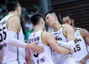 爱游戏官方-辽宁男篮主场首胜，士气大振！