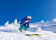 爱游戏中国-欧冠淘汰赛之夜，恩比德状态火热，跨界竞技场上的王者风范