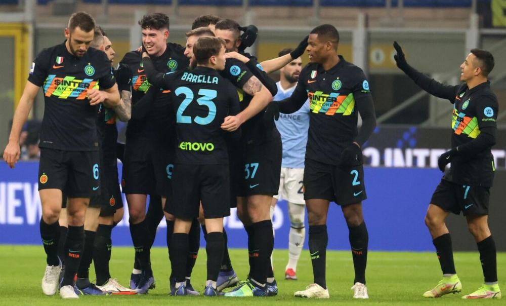 罗马险胜AC米兰，马丁内利带队取胜