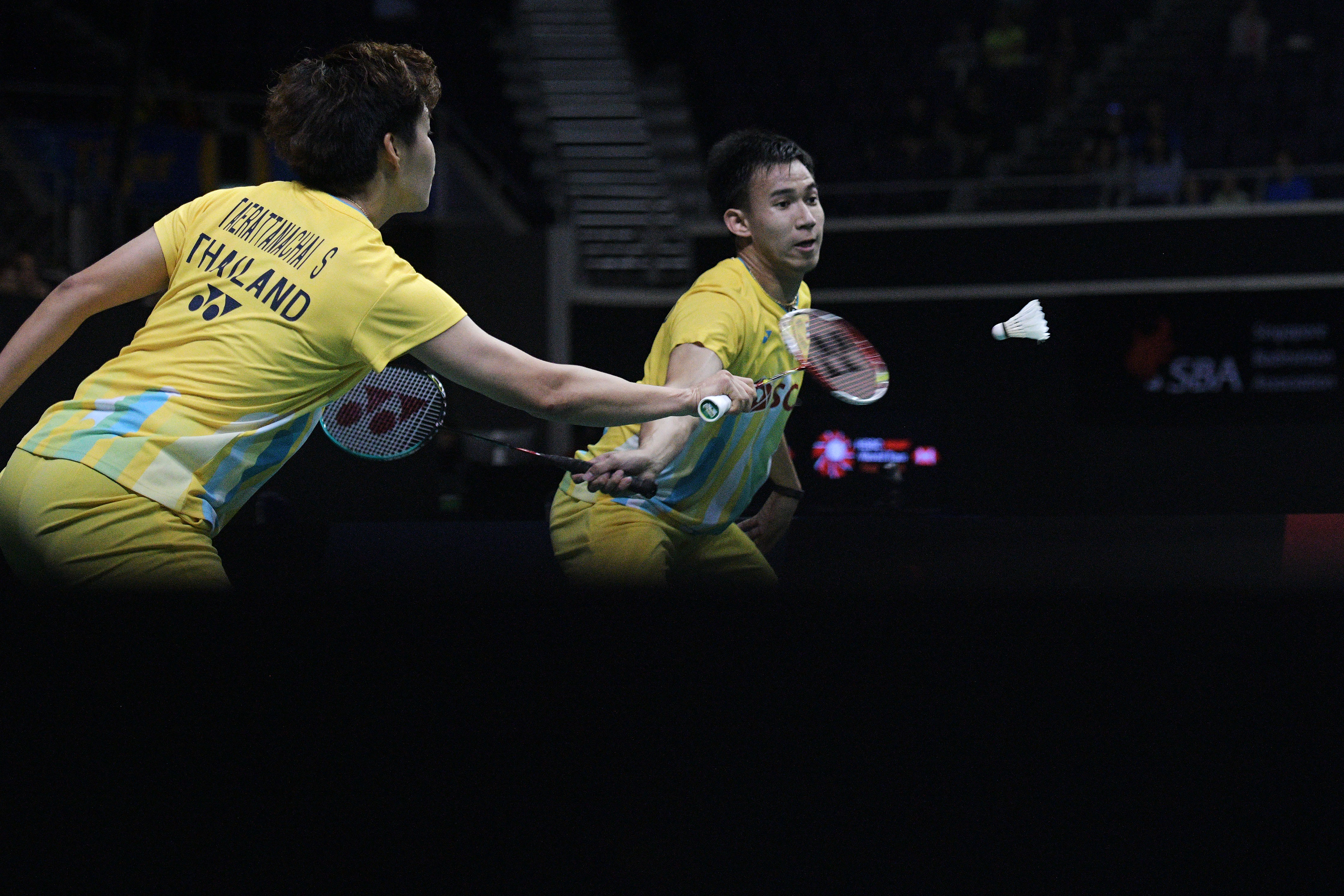 泰国队横扫法国队,郑思维惊艳四座 泰国队横扫法国队,郑思维惊艳四座