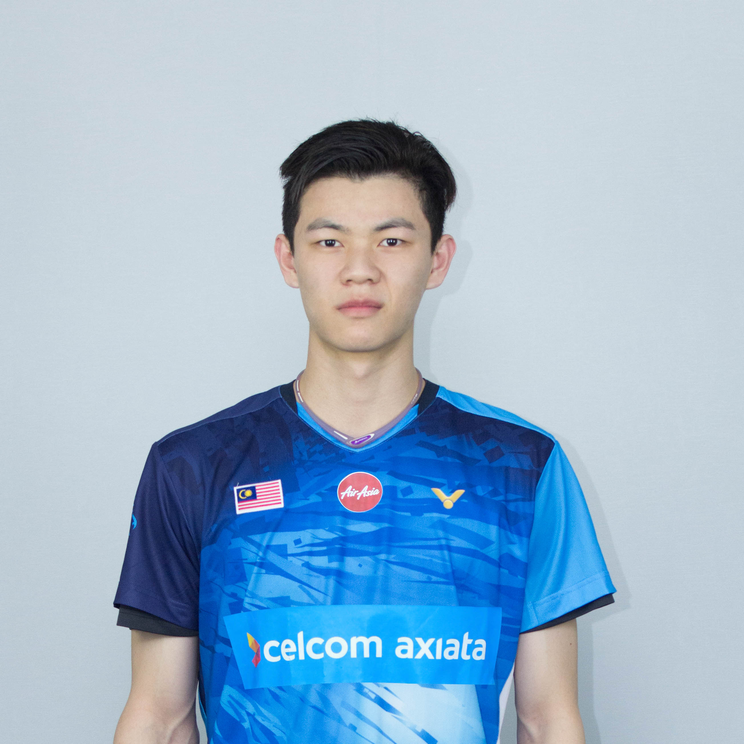 中国队轻取马来西亚队，李梓嘉刷新纪录