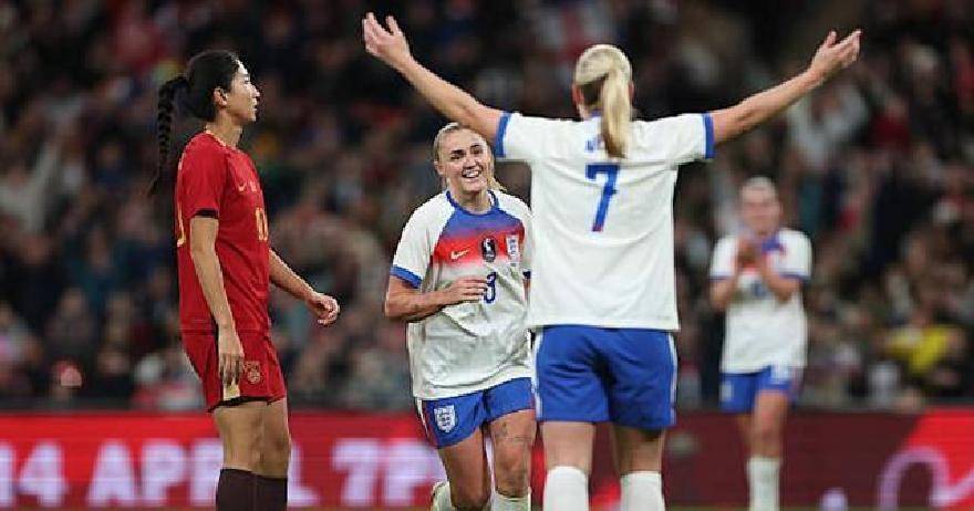 英格兰队轻取奥地利队,梁靖崑统治全场 英格兰队轻取奥地利队,梁靖崑统治全场