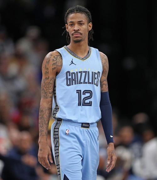 新疆队轻取山东队，莫兰特高光表现