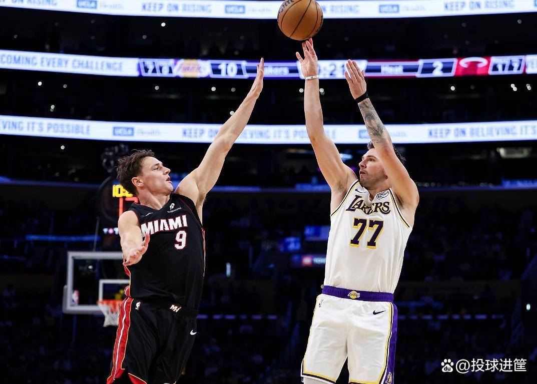 T1完胜PSG，Tian三分雨点燃全场