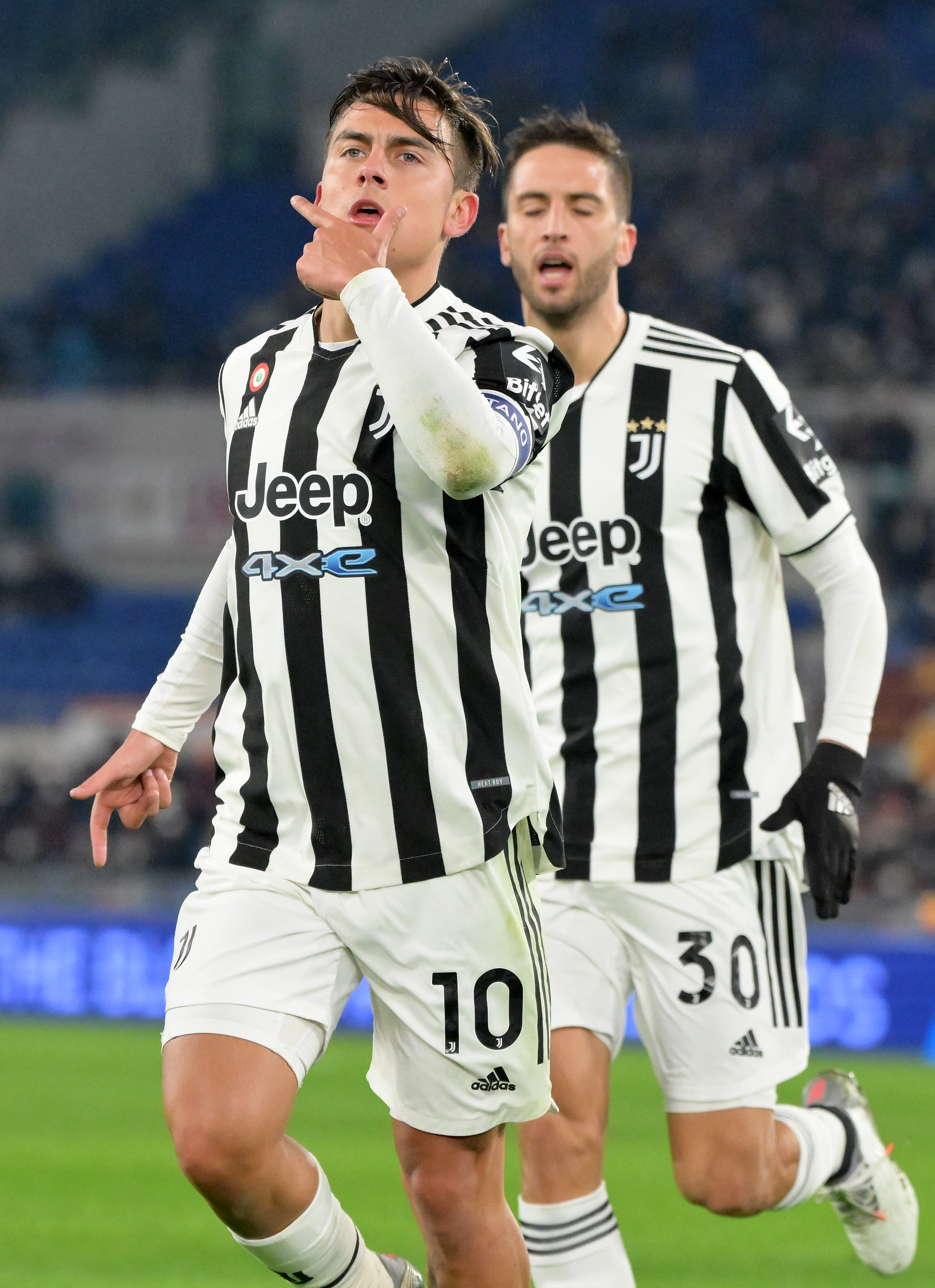 欧洲顶级锦标赛：尤文图斯全胜晋级