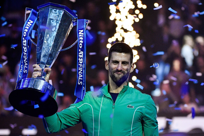 年终总决赛轻取戴维斯杯，德约科维奇高光表现