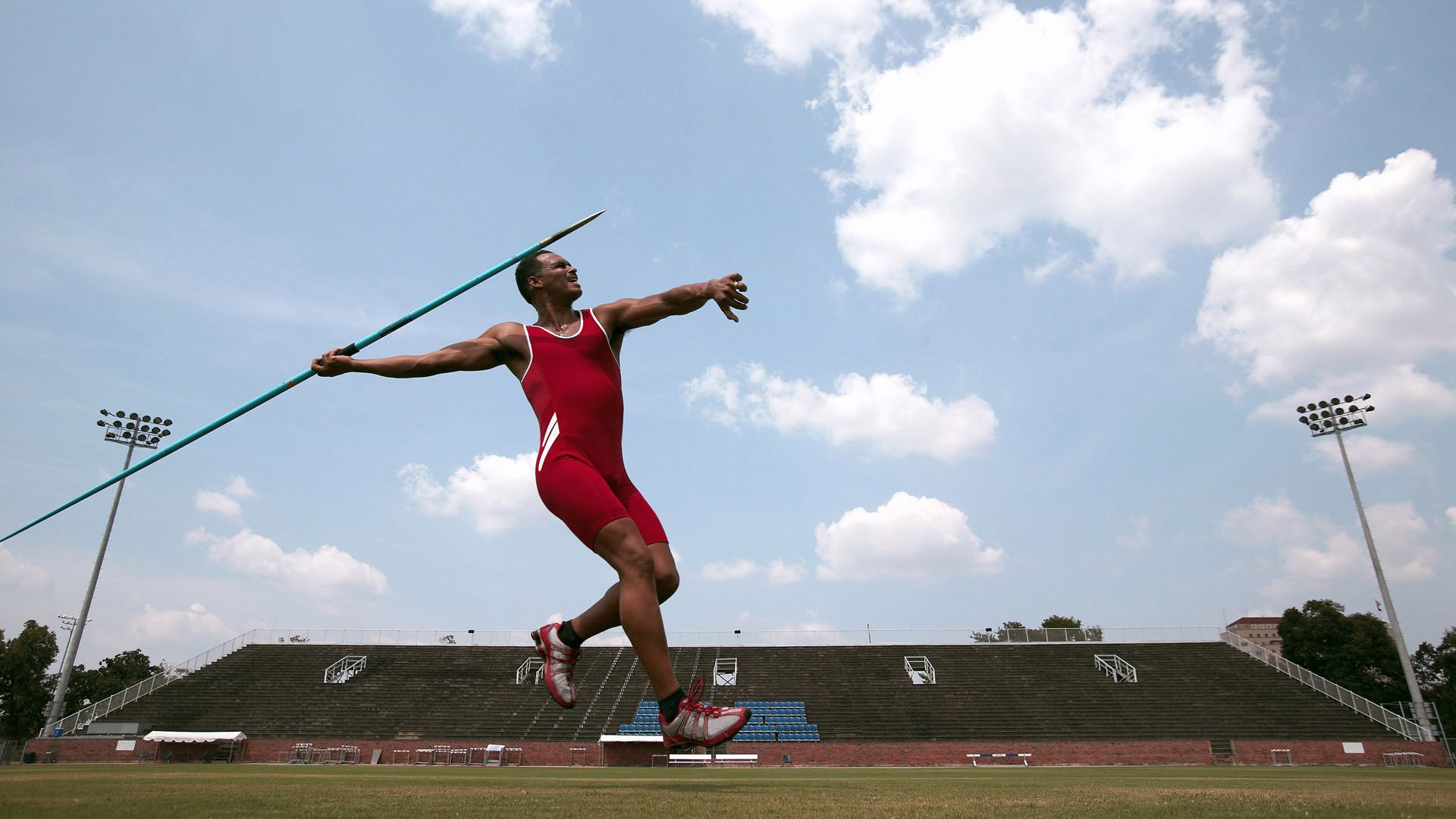 塞维利亚速胜美国,若日尼奥大场面先生