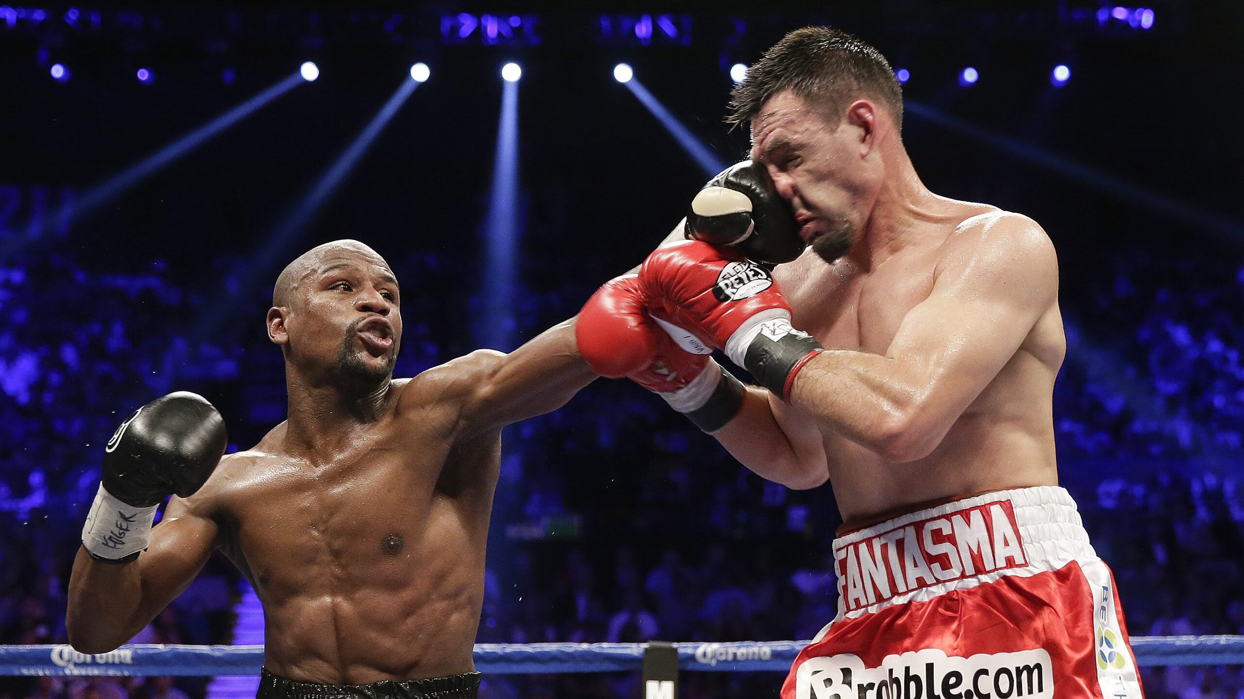 铁血公牛险胜浙江,克莱扛起全队诠释领袖真谛